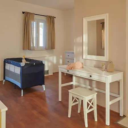 Holiday home 2 Mala Rudina