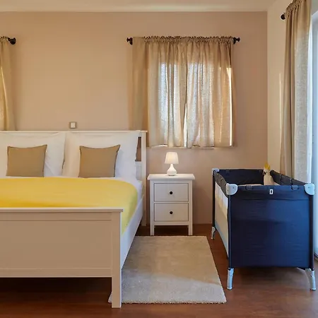 2 Mala Holiday home