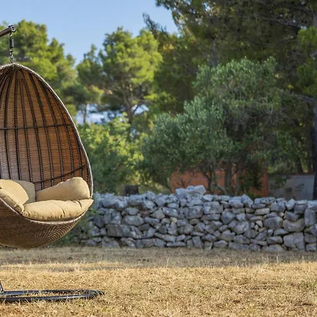 Holiday home 2 Mala Rudina