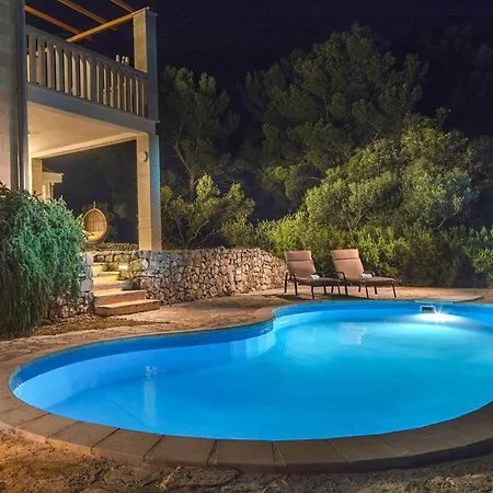 2 Mala Holiday home *